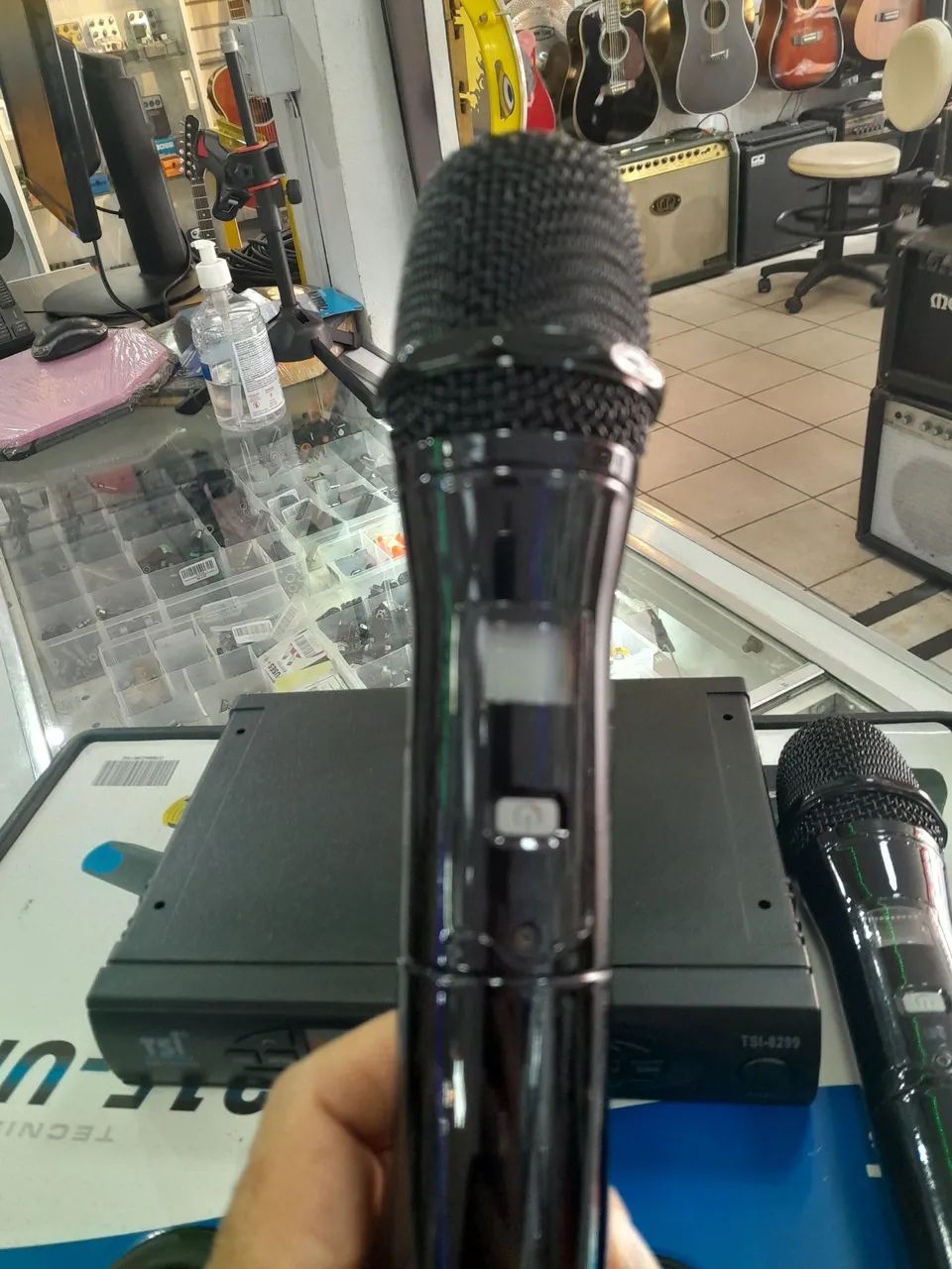 TSI Wireless Microphone with 200 Channels – Check It Out!