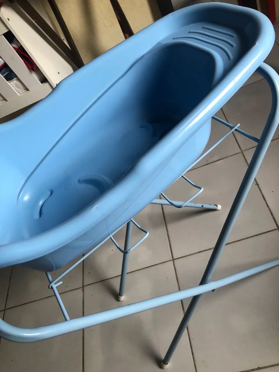 Vendo Berço, banheira suporte e Balde  - Foto 2