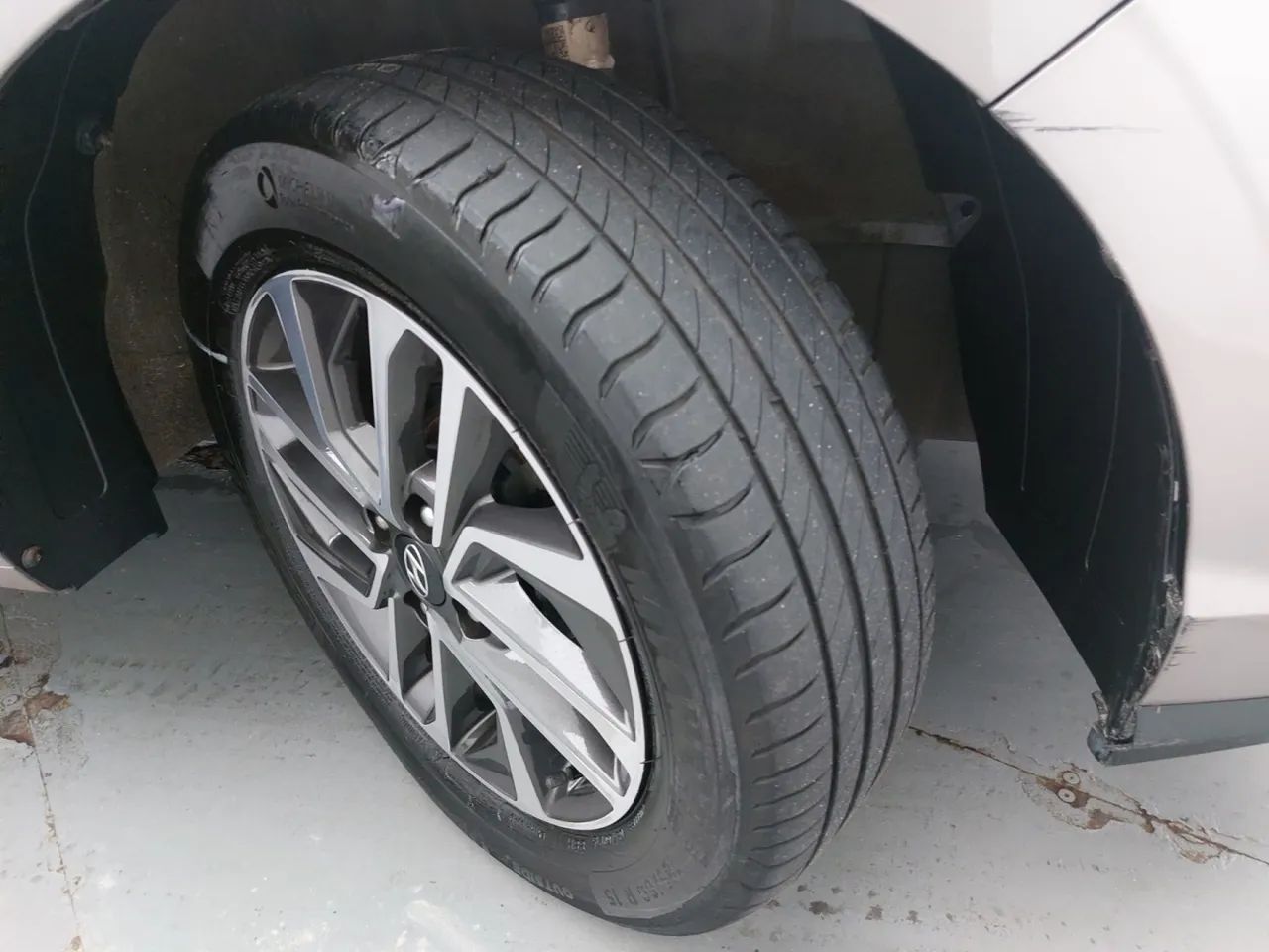 Hyundai HB20 Limited 1.0 Flex 12V Mec., foto 13 de 18