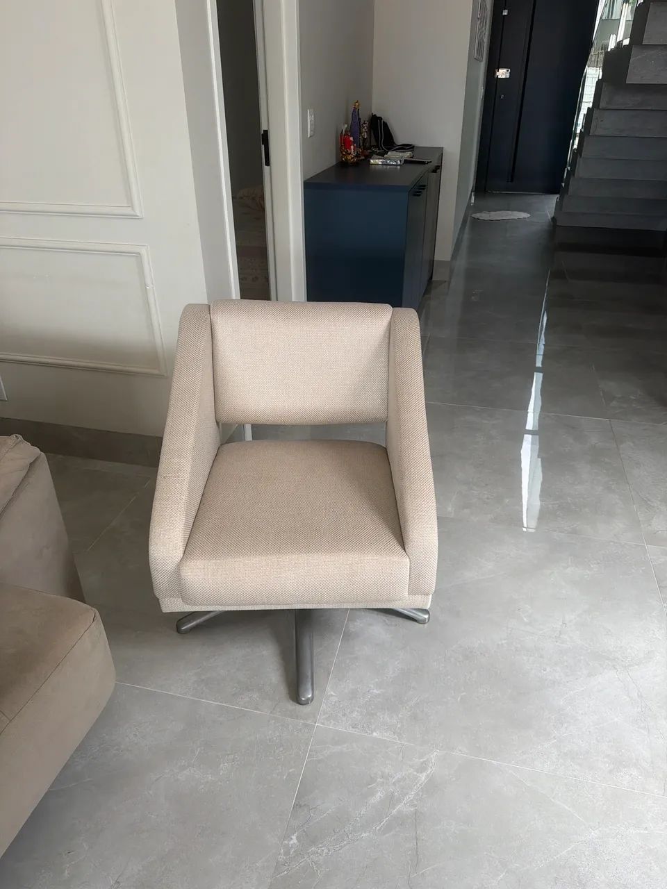 Vendo poltrona pouco usada - Foto 2