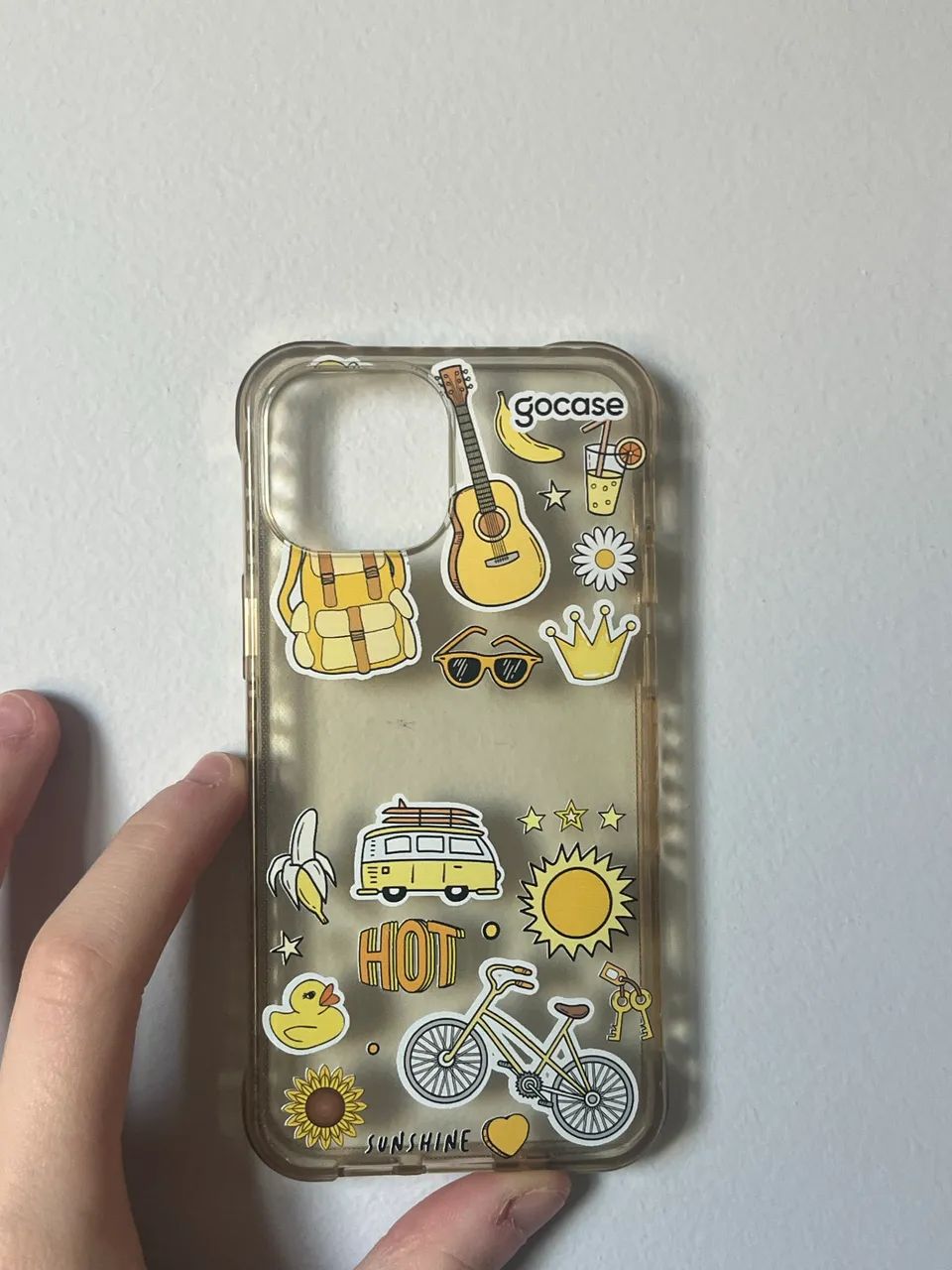 capinha iphone 13 mini gocase transparente com coisas amarelas  - Foto 3