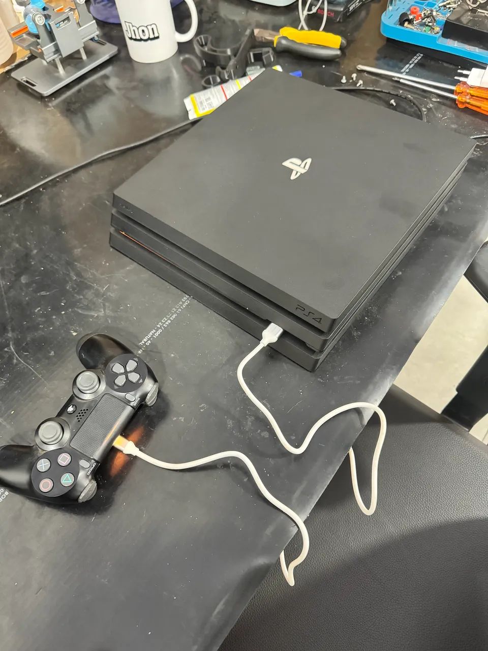 PS4 PRO 1tb - Foto 4