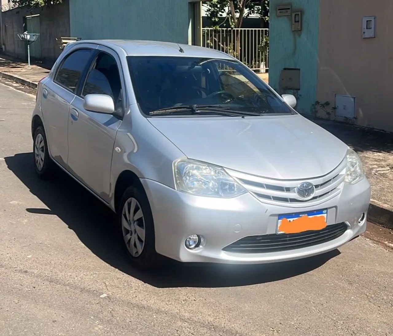 Toyota Etios ETIOS XS  1.3 Flex 16V 5p Mec. 2013