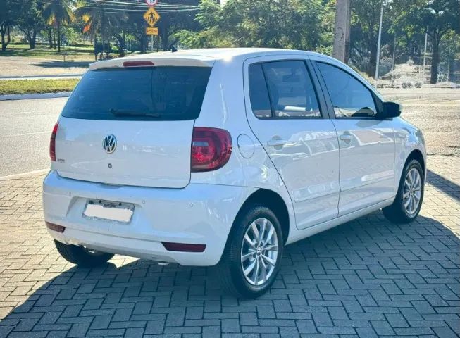 Volkswagen Fox 1.0 MI Total Flex 8V 5P 2014 - Foto 4
