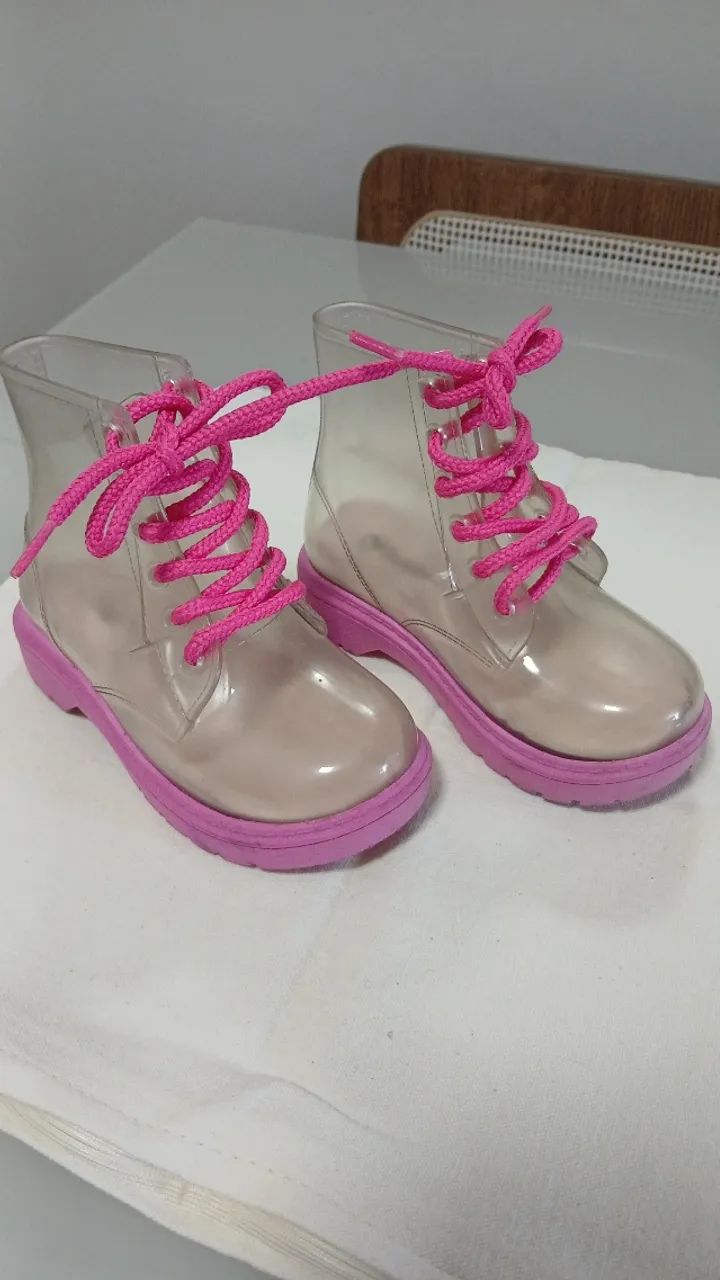Bota transparente com rosa infantil  - Foto 3