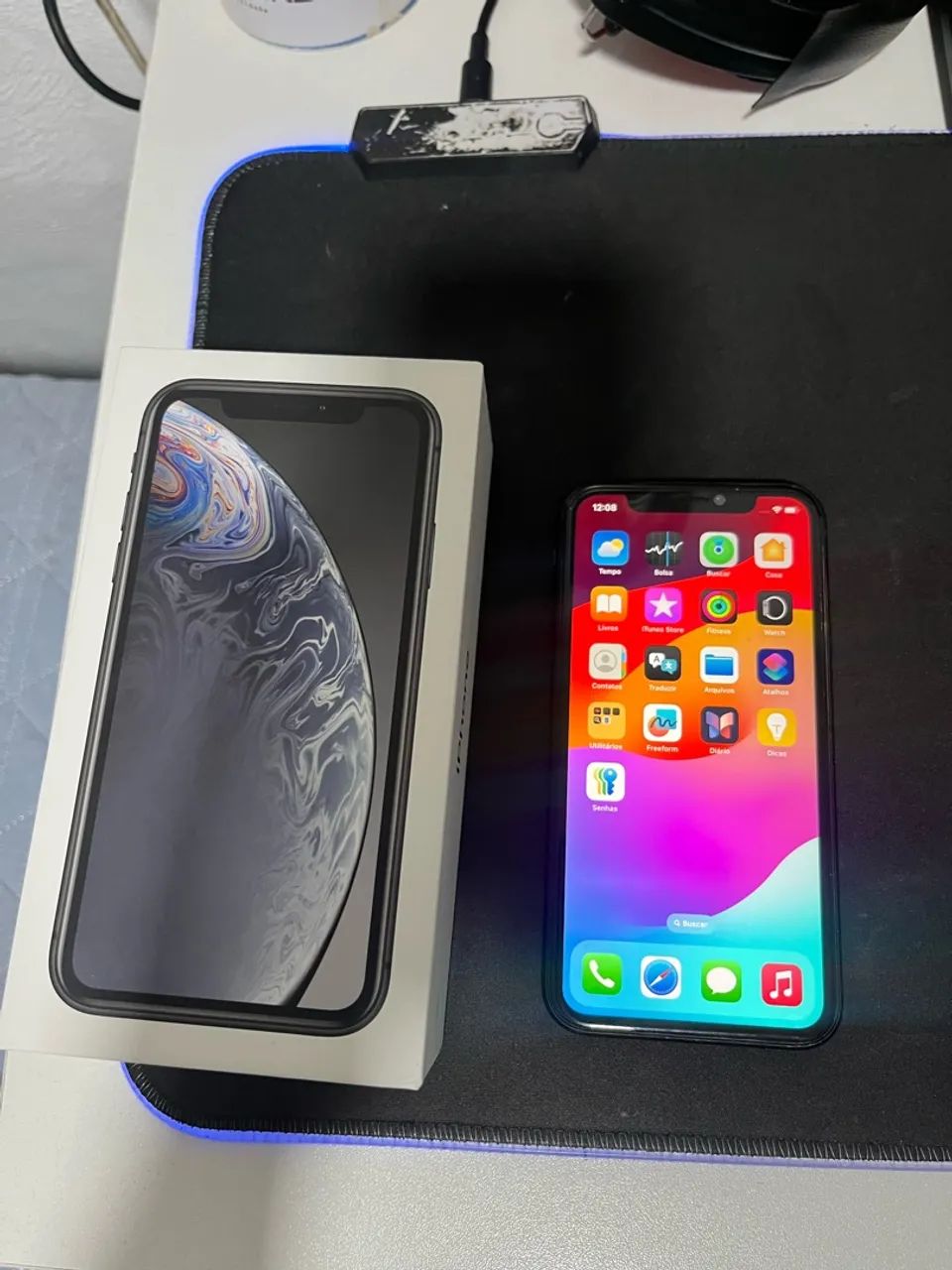 iPhone XR 64 fb 