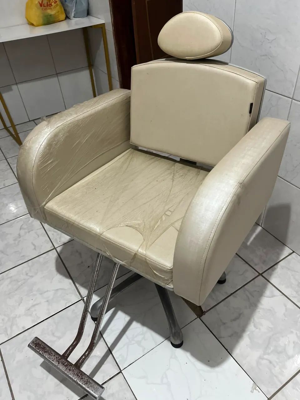 Vendo cadeira de cabeleireiro