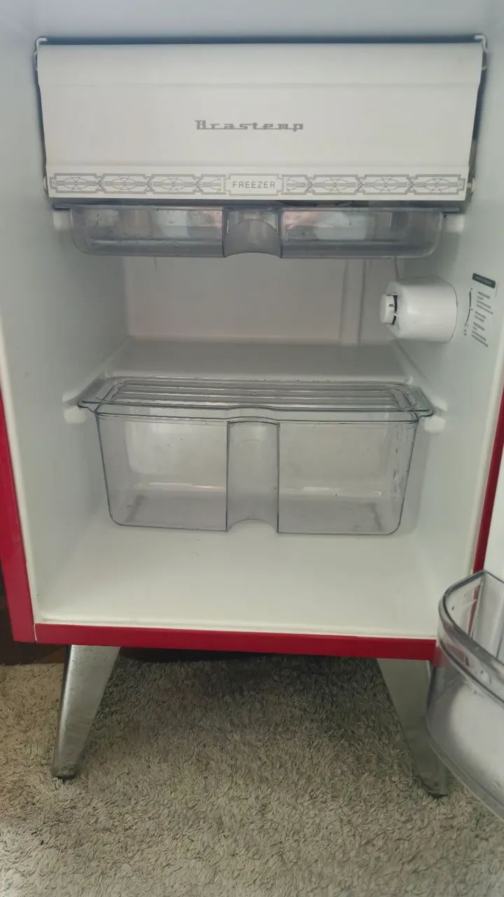 Frigobar retro vermelho (aceito cartão)  - Foto 4