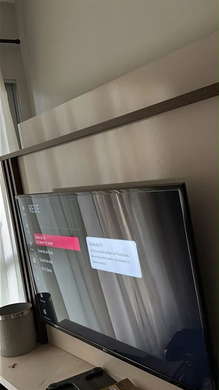 Televisão smart 44 polegadas da LG usado em excelente estado ganha de brinde o suporte 