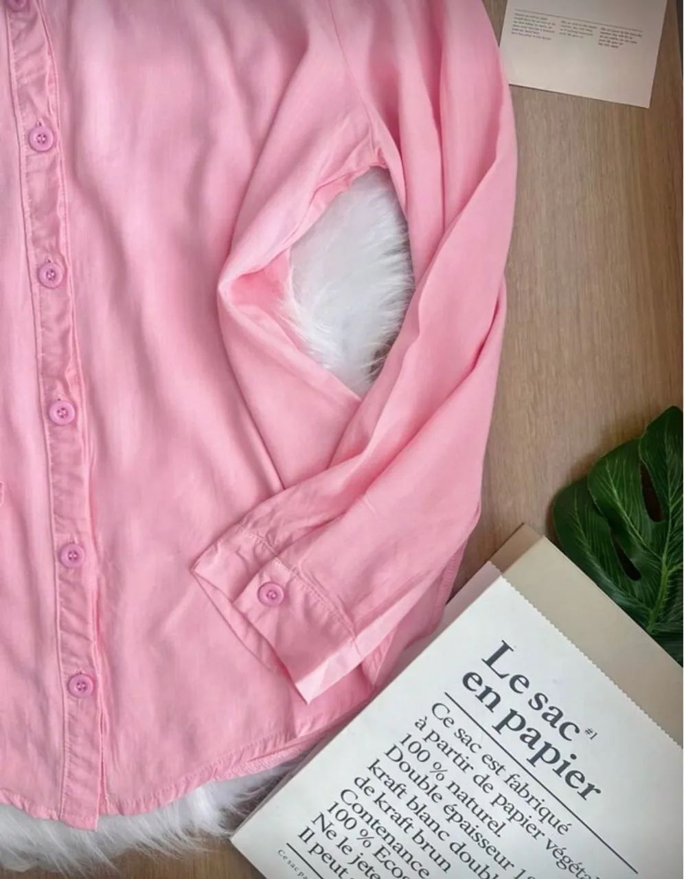 Camisa rosa botão feminina P - Foto 3