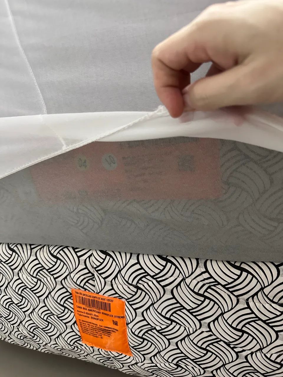 Cama Solteirão Pelmex com Colchão e Roupas de Cama - Foto 3