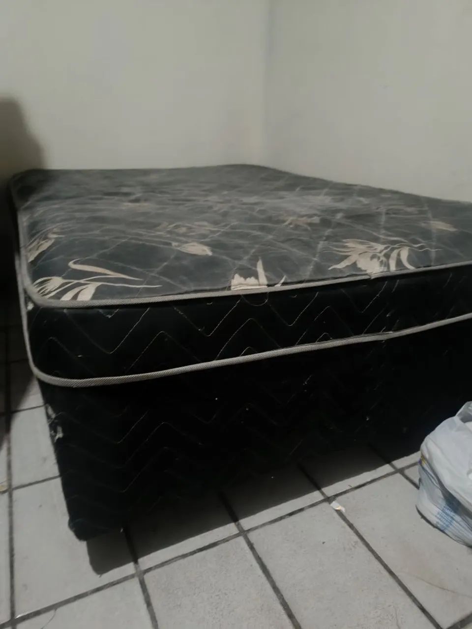 Vendo cama casal boxe  - Foto 3