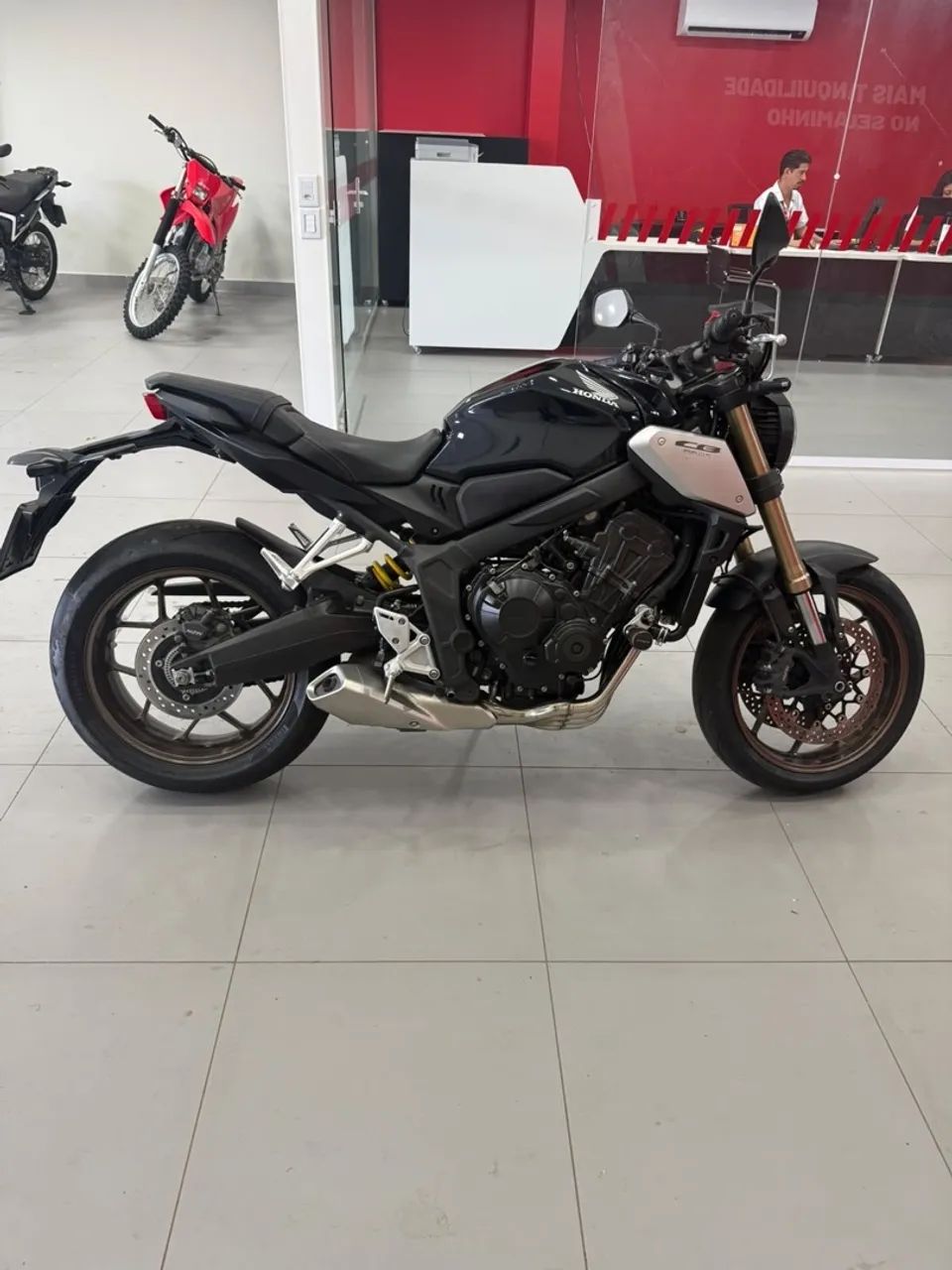 CB650R