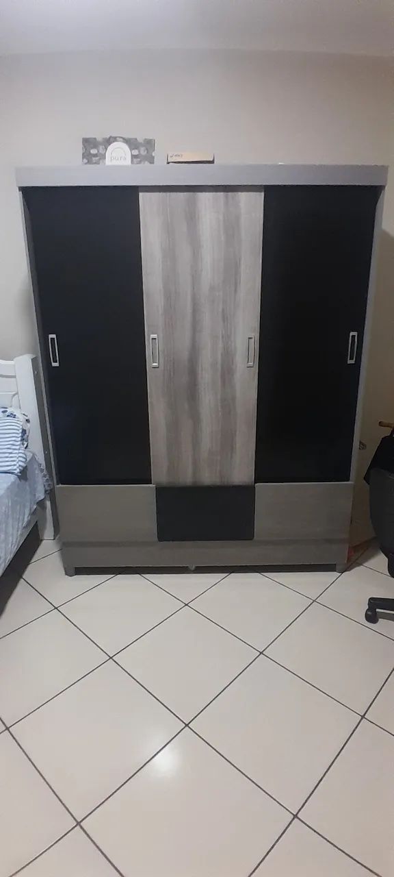 Guarda roupa