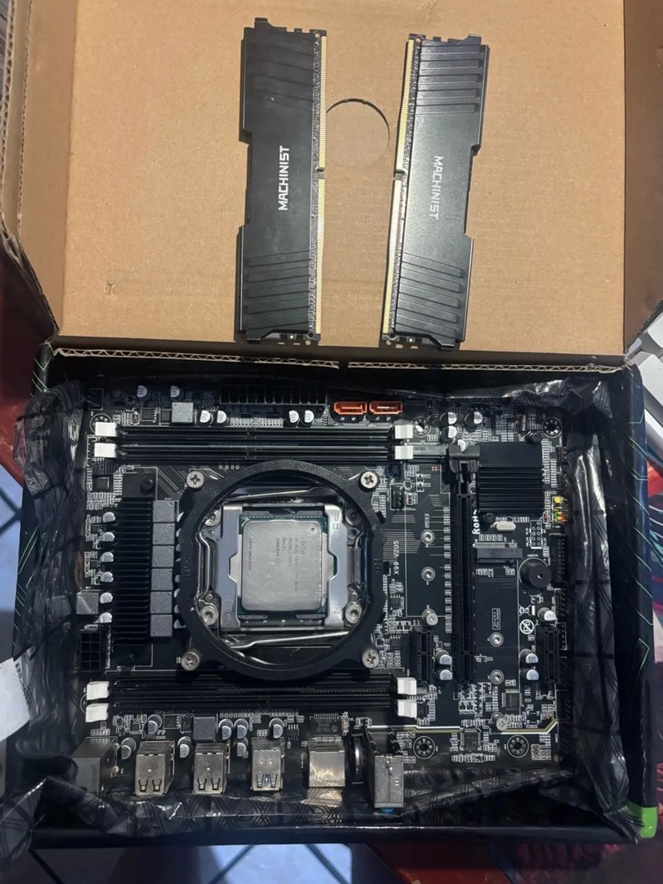 Kit Xeon E-5 2640V3 + 16 de ram + Placa mãe 