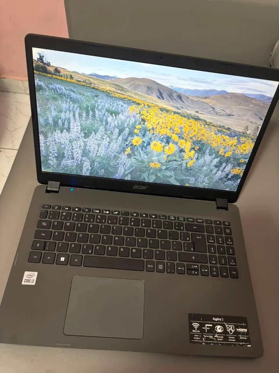Notebook Acer Ci3 8gb ram 256 SSD