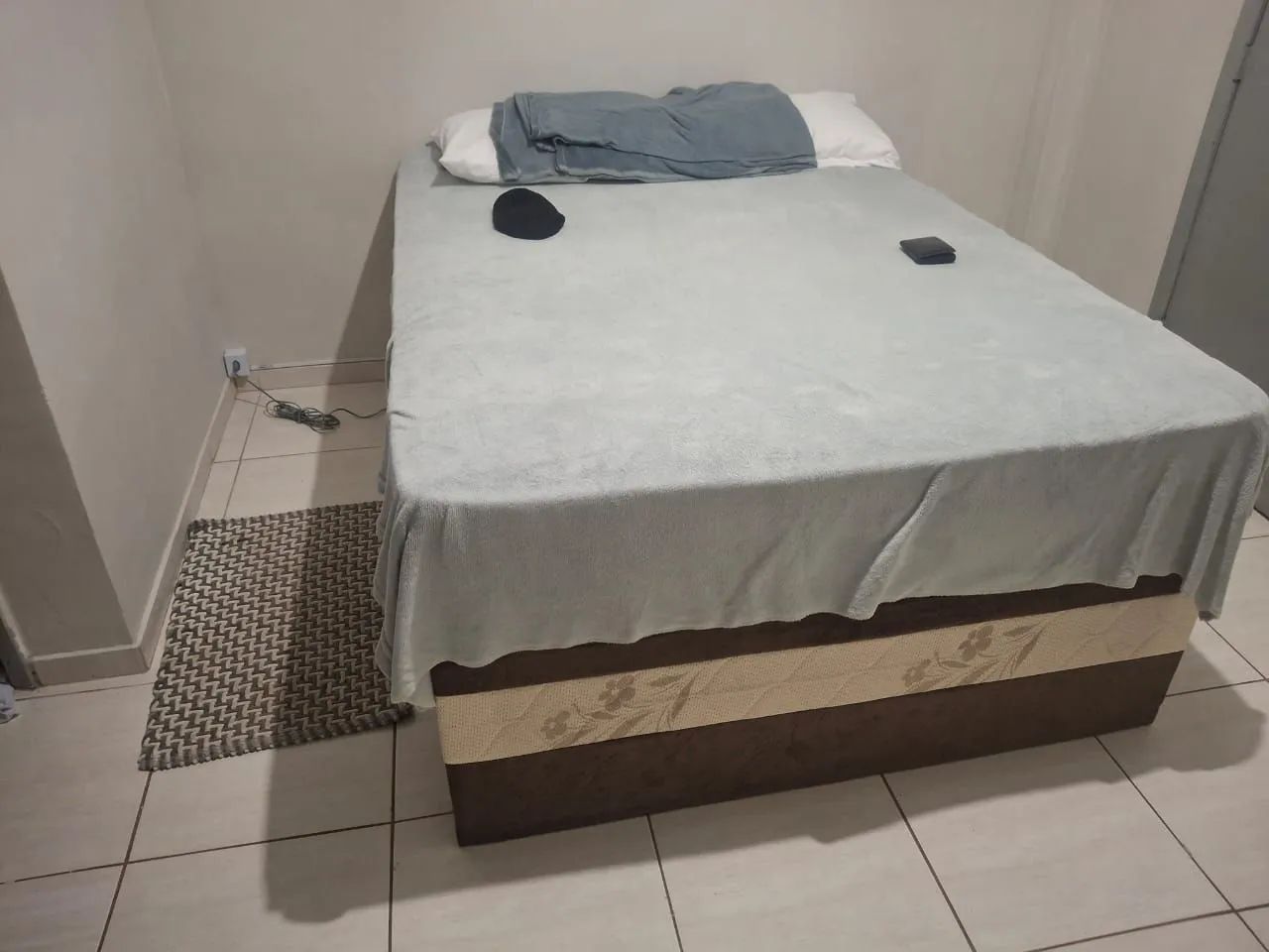 Cama box casal com colchão 