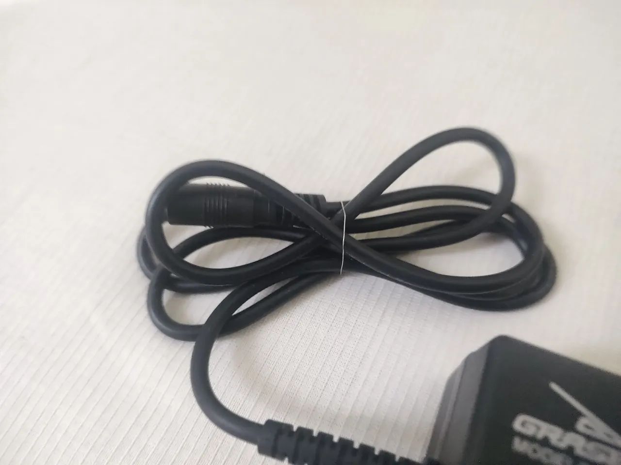Carregador Universal para Notebook Grasep (Modelo D-525) - Foto 3