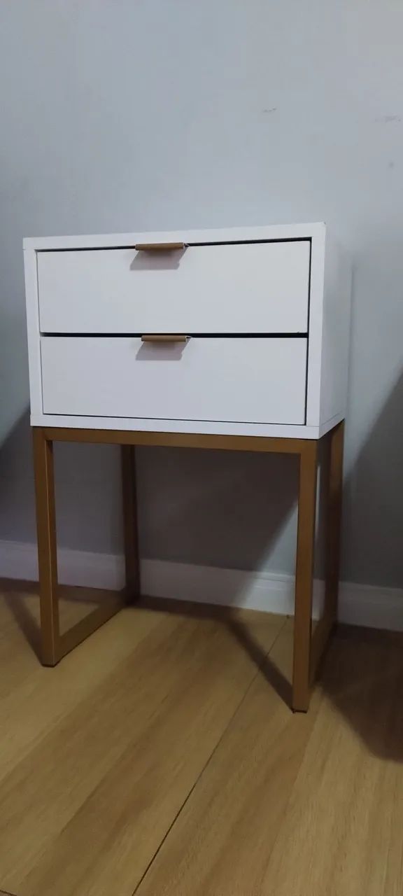 Mesa cabeceira 