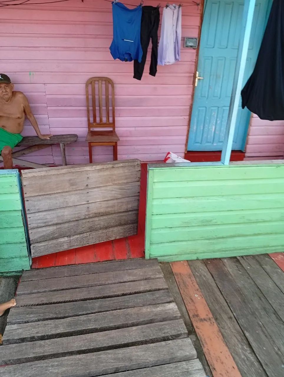 Vende se uma casa  - Foto 2