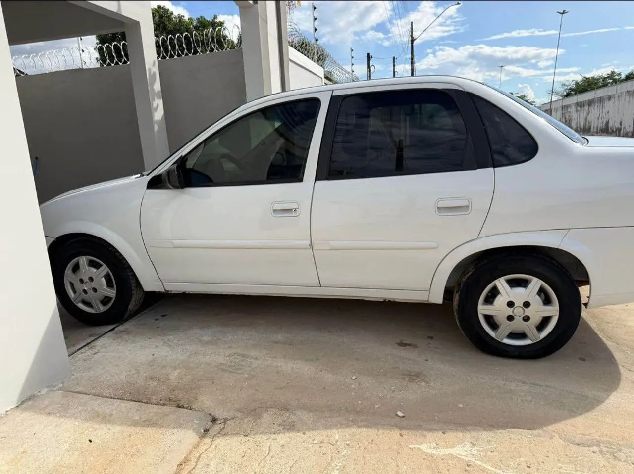 Vendo este carro - Foto 2