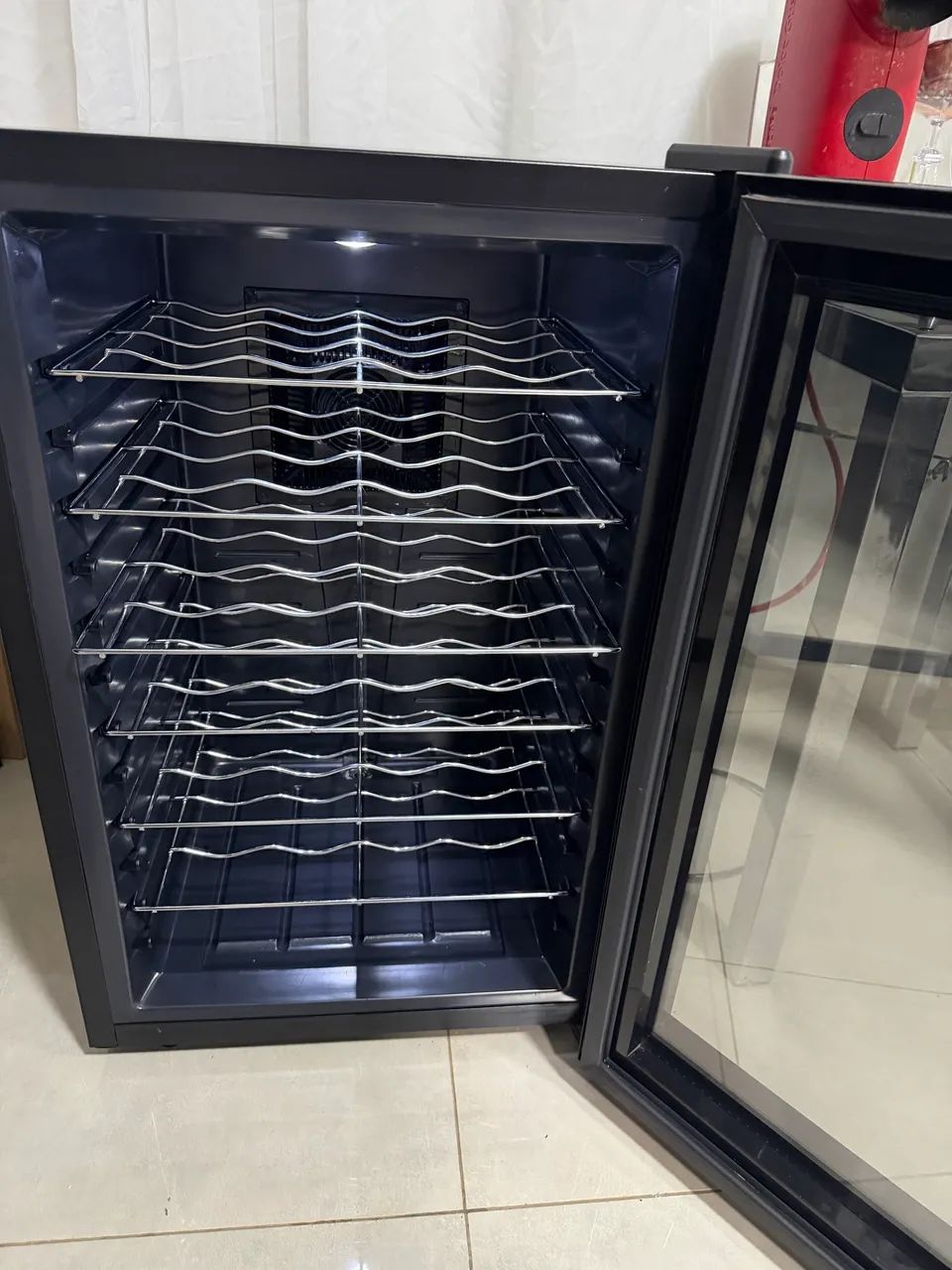 Adega 28 Garrafas Easy Cooler - Foto 2