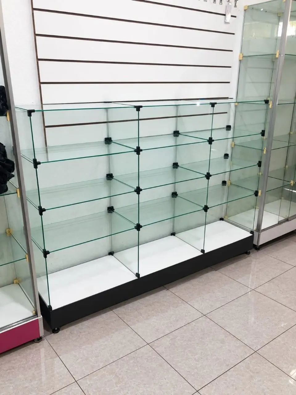 Balcão vitrine 1,00x0,50cm - Foto 2