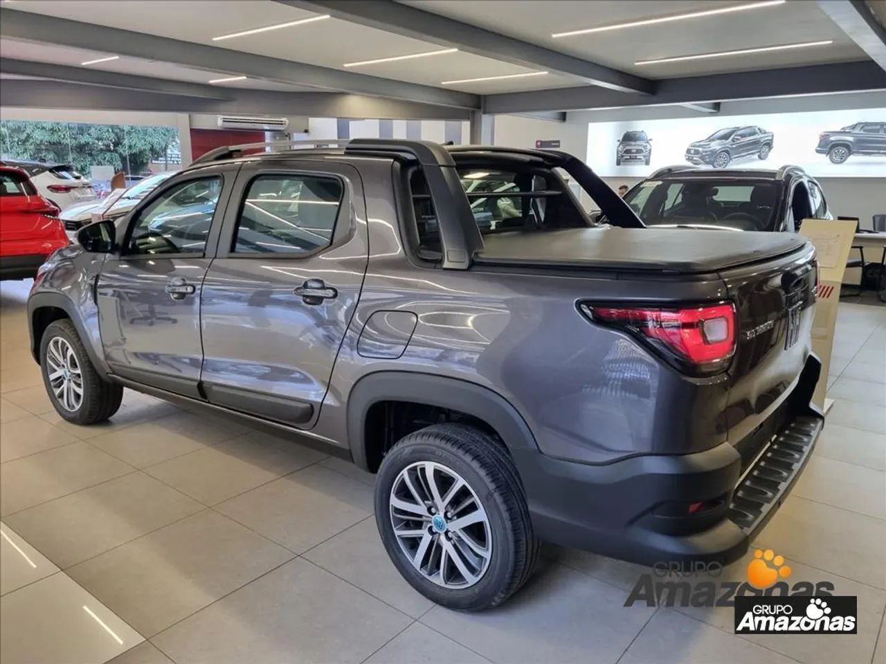 Fiat Strada Volcano 1.3 Flex 8V CD Aut. 2027 - Foto 4