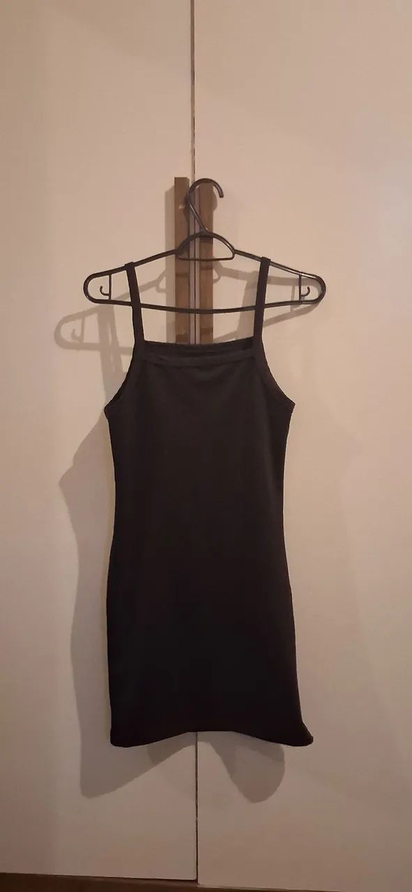 Vestido Preto tubinho curto