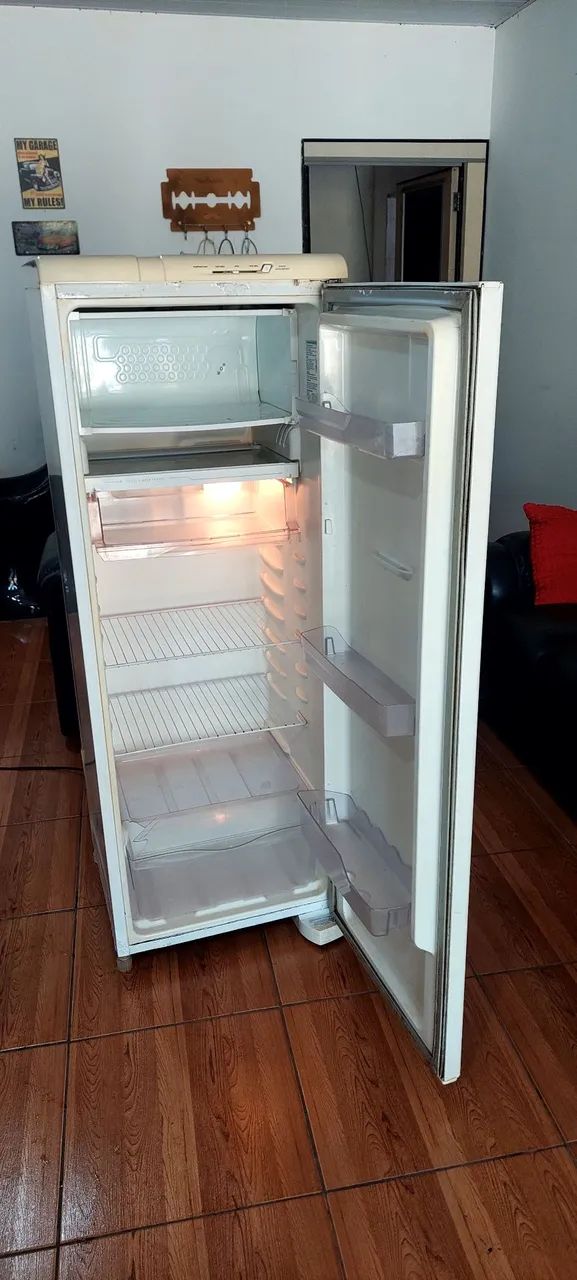 Geladeira Electrolux entregamos  - Foto 4