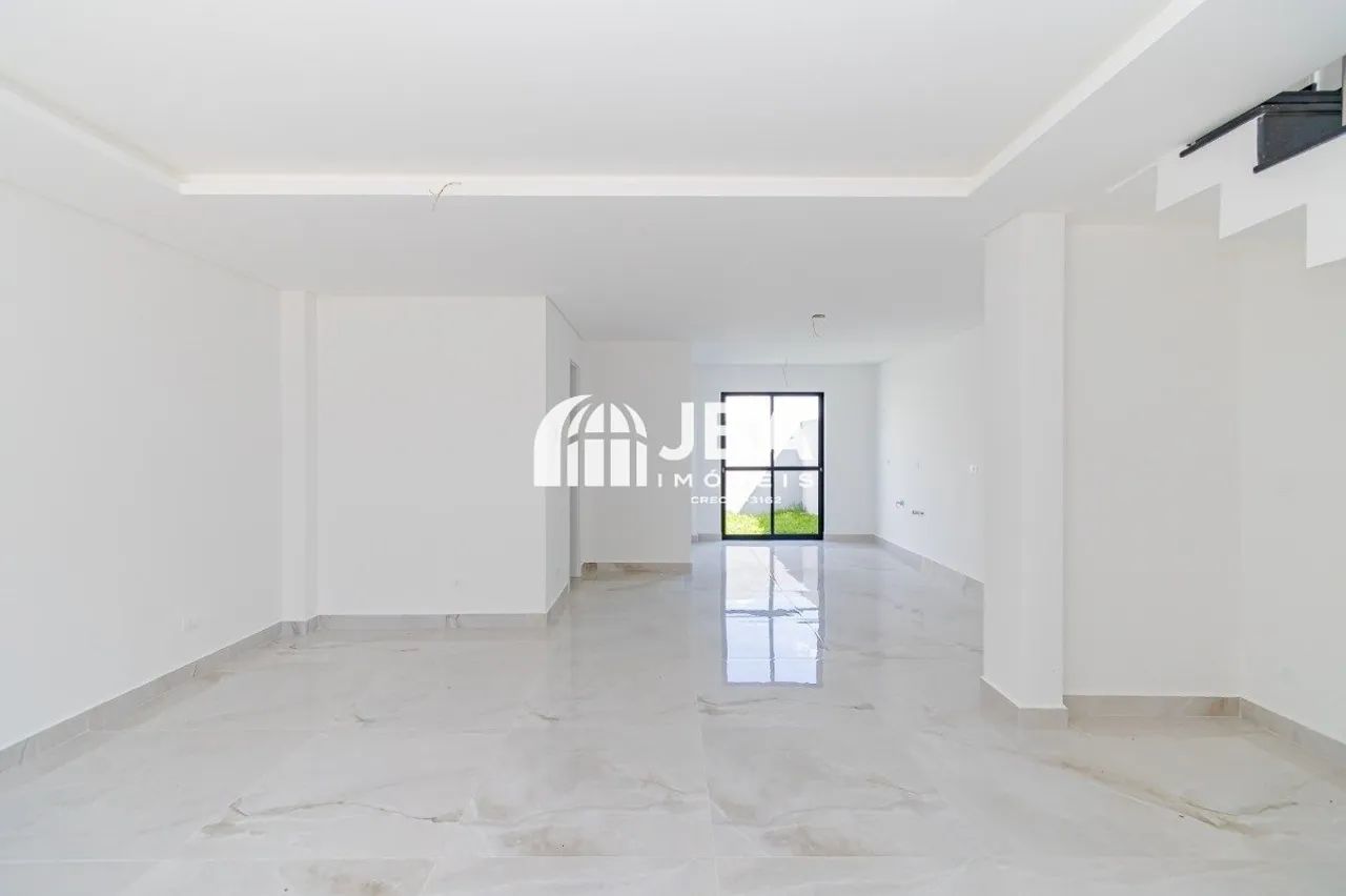 SOBRADO DENTRO DE CONDOMINIO COM QUINTAL - Foto 3
