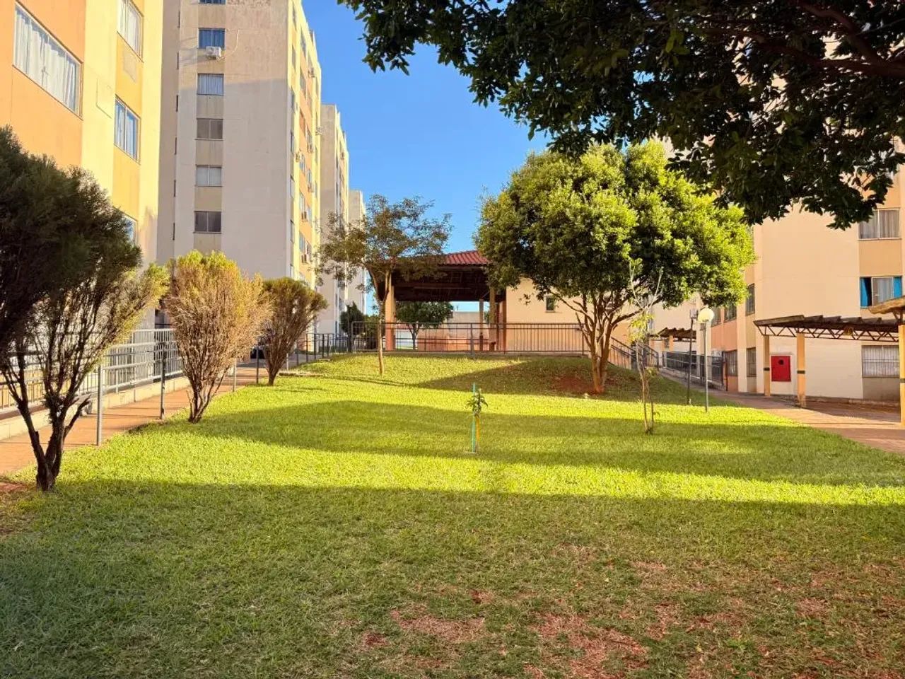 Apartamento para alugar em Maringá, Jardim Ipanema, com 2 quartos, com 45.6 m² - Foto 4