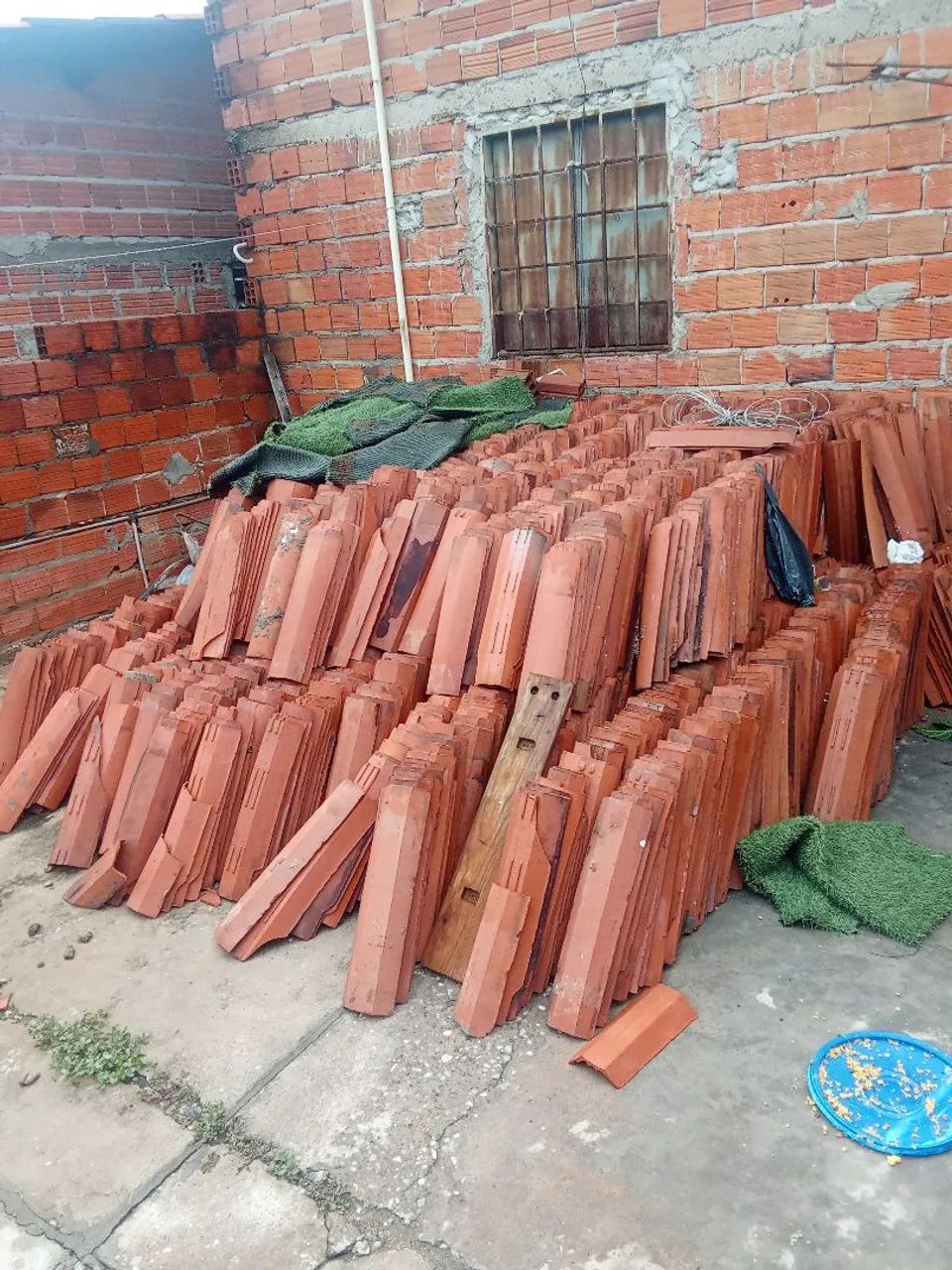 Maís de 3 mil telhas