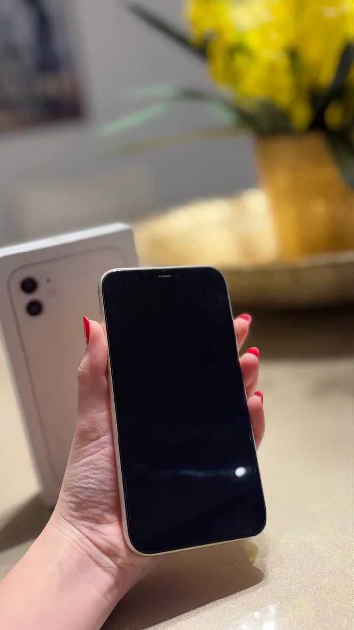 ? iPhone 11 Branco 128 GB - Ótimo Estado! - Foto 2