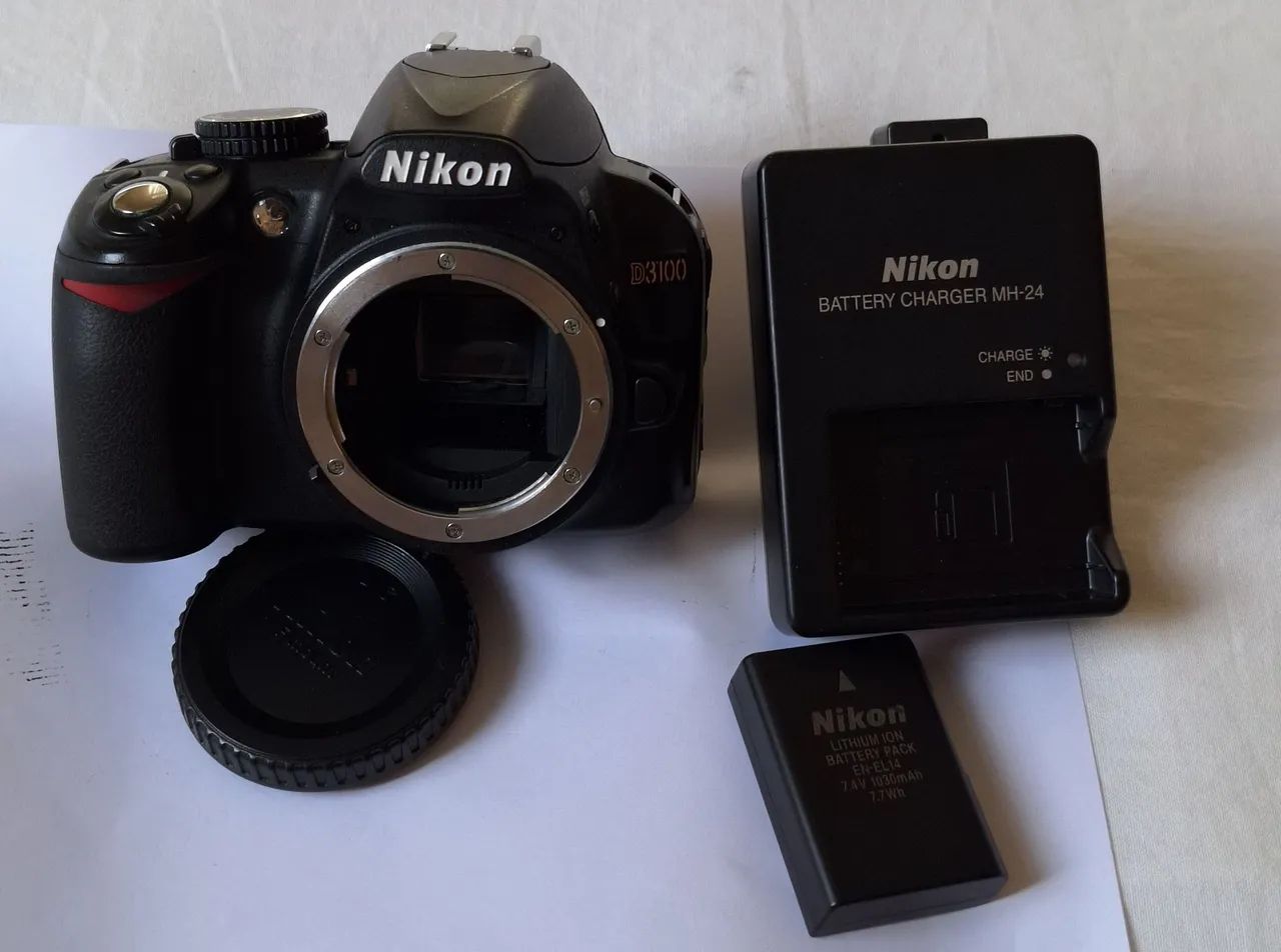 Nikon D3100 - Foto 2