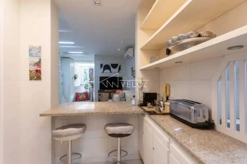Apartamento : Térreo / Residencial / Leblon 1