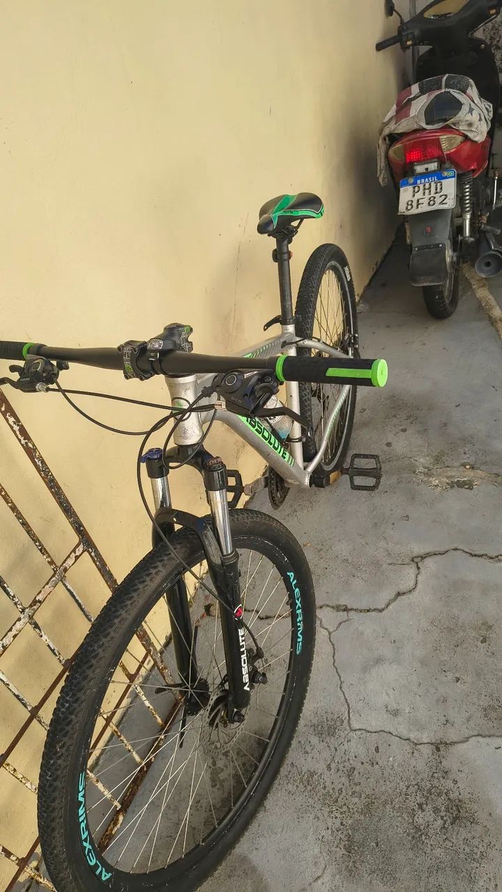 BIKE em ótimo estado, aceito troca - Foto 2