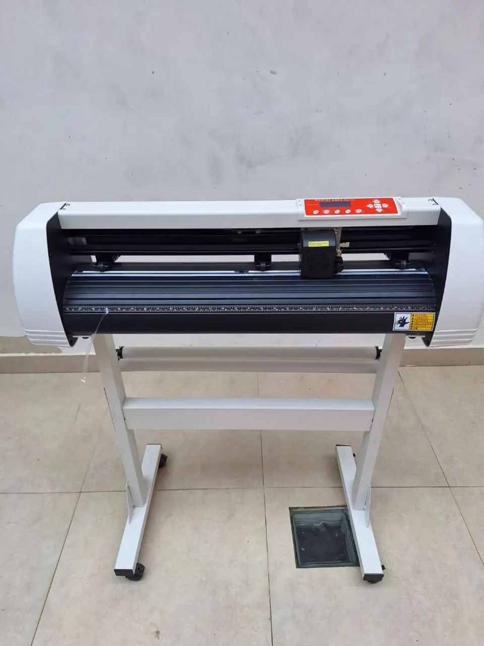 Plotter de recorte e Risco Digital Corte e Contorno 72cm - Bivolt Arms Sigmaster  Nagano