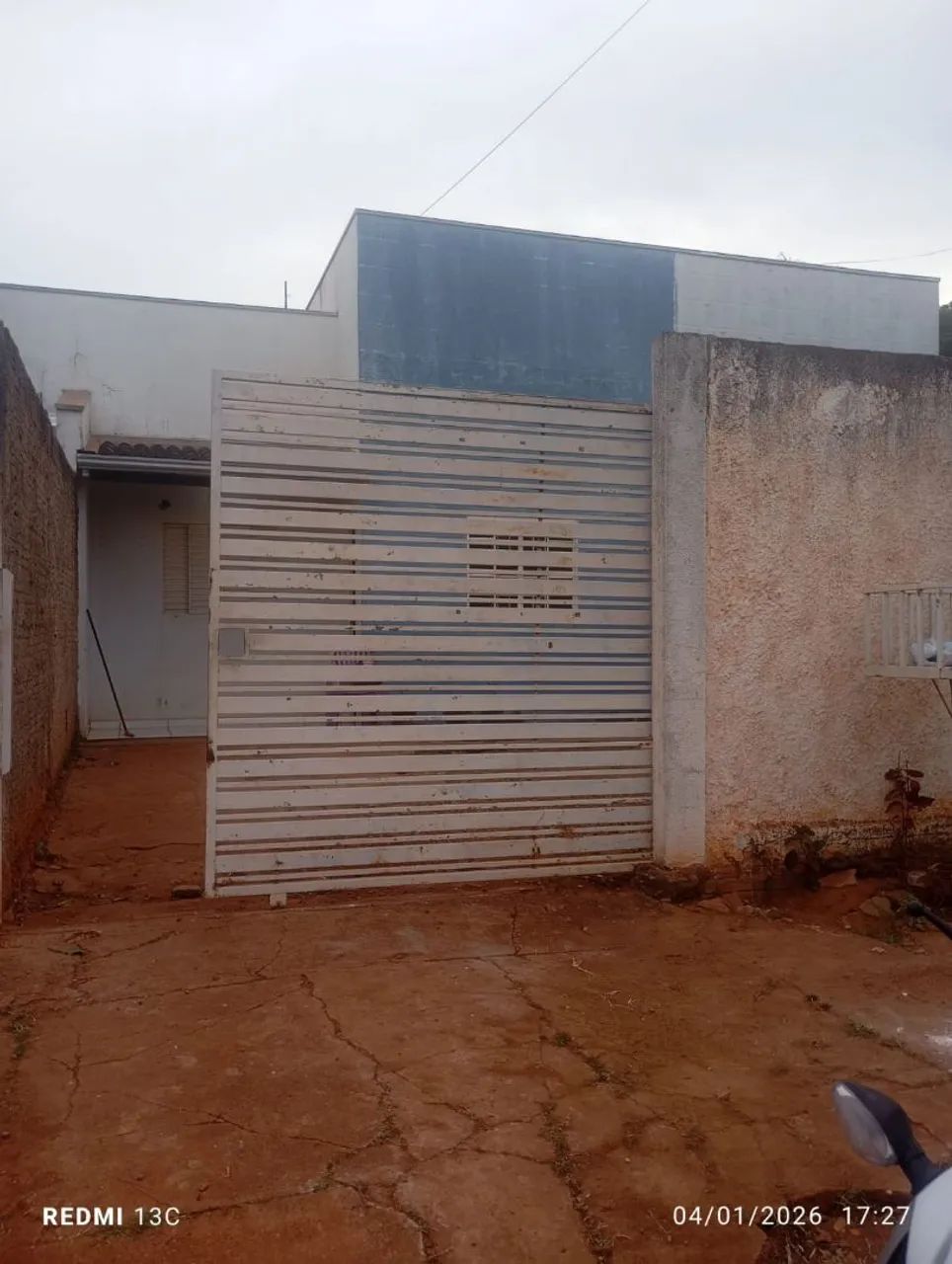 Selling gate