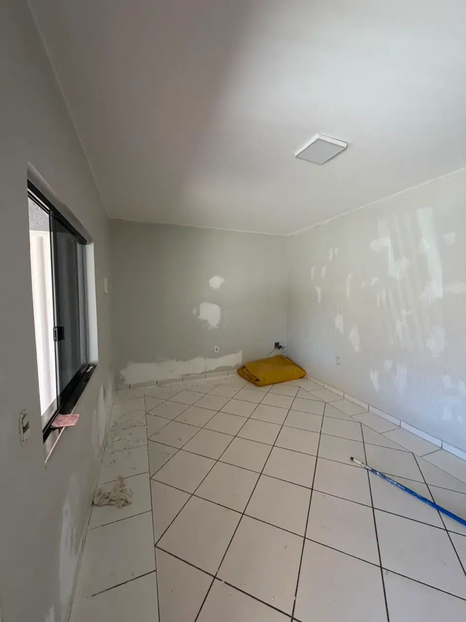 Casa no Setor Central do Gama com 3 Quartos e Vaga para 2 Carros - Foto 4
