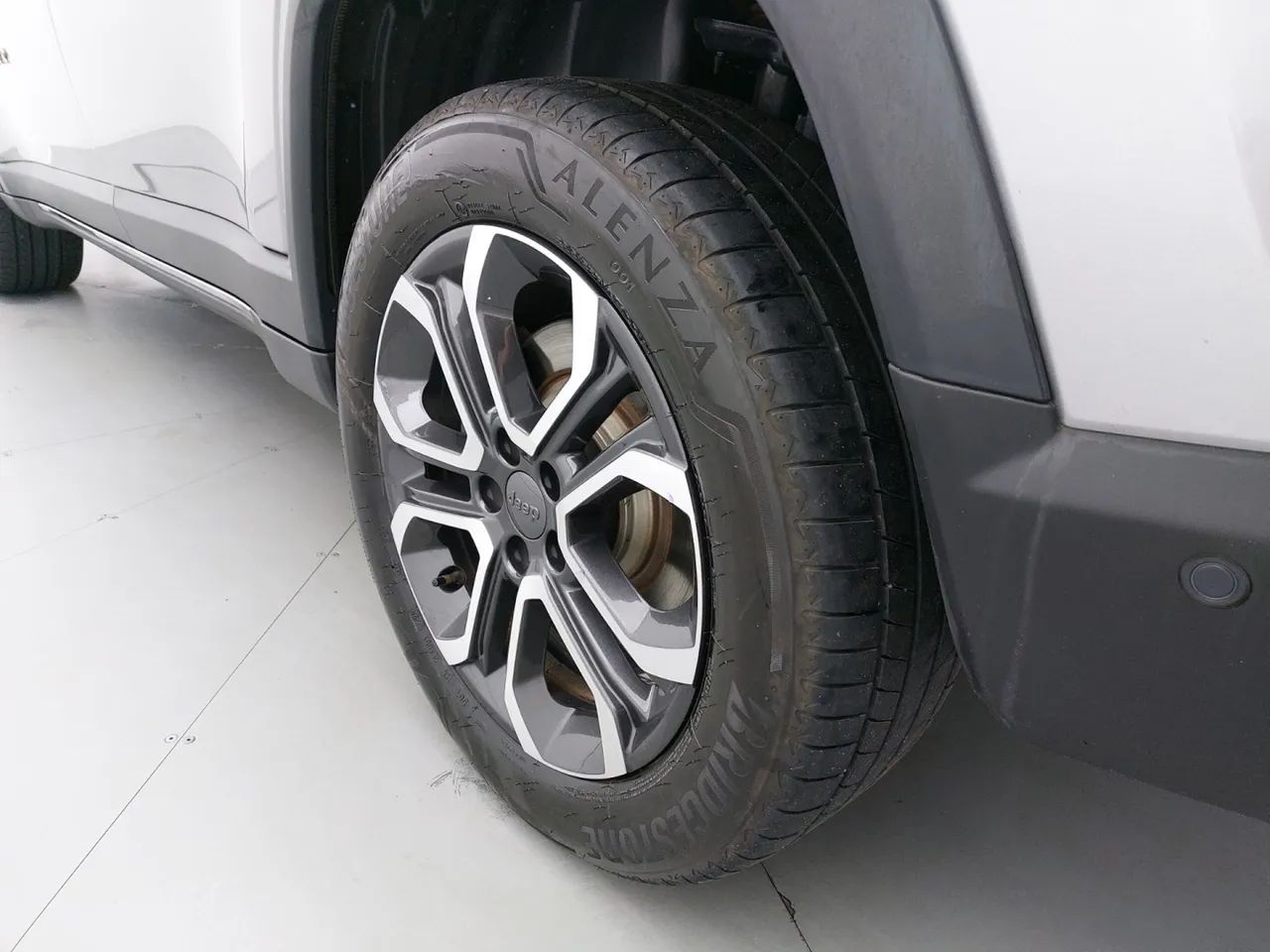 Jeep Compass LIMITED T270 1.3 TB 4x2 Flex Aut, foto 12 de 18