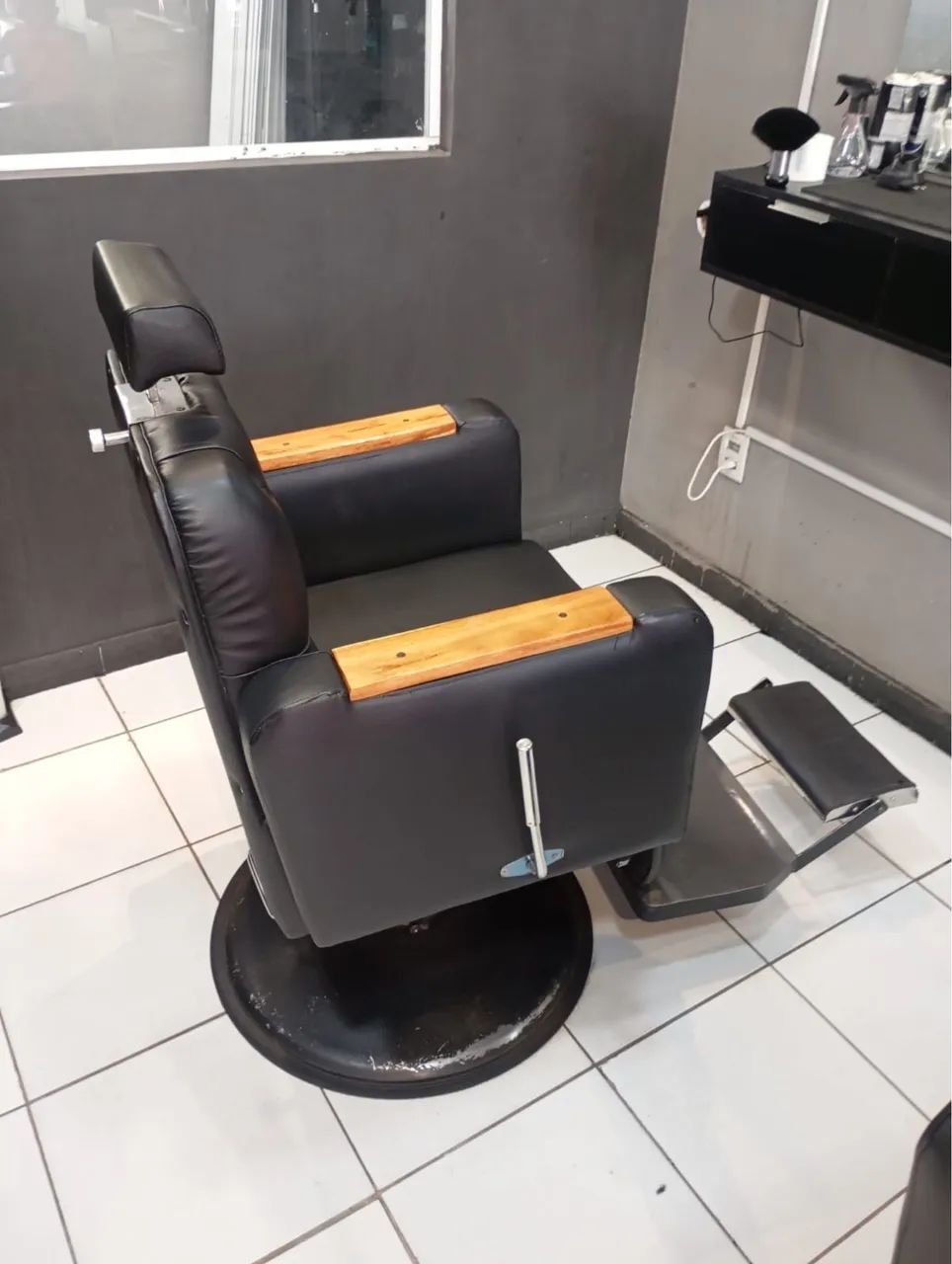 CADEIRA DE BARBEIRO