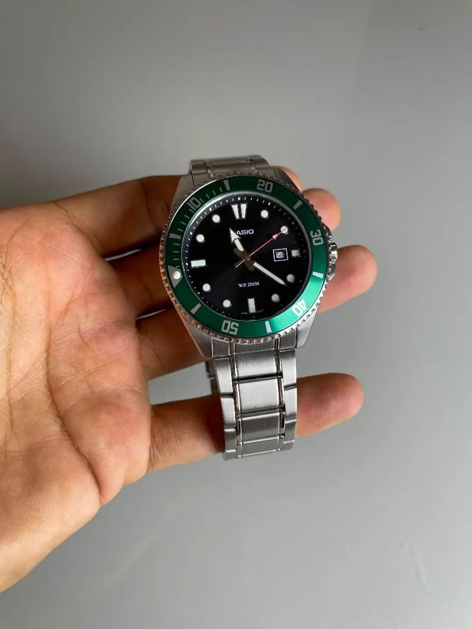 Relógio Casio Duro Starbucks 44mm e resistente 20atm