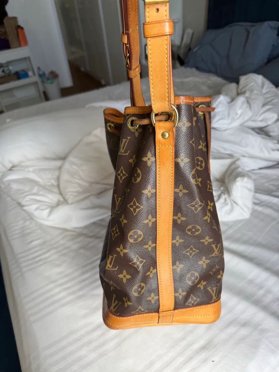 Bolsa Louis Vuitton modelo Noé grande, perfeito estado, original 