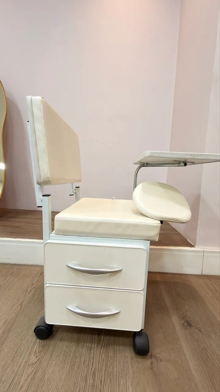 Cadeira manicure  - Foto 3