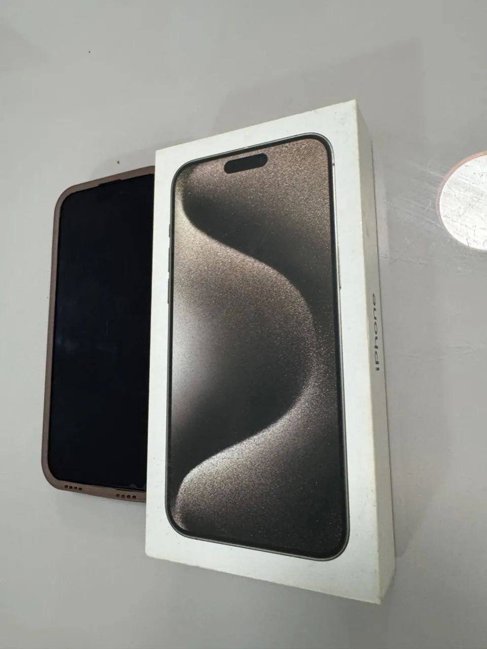 iPhone 15 Pro Max - Foto 3