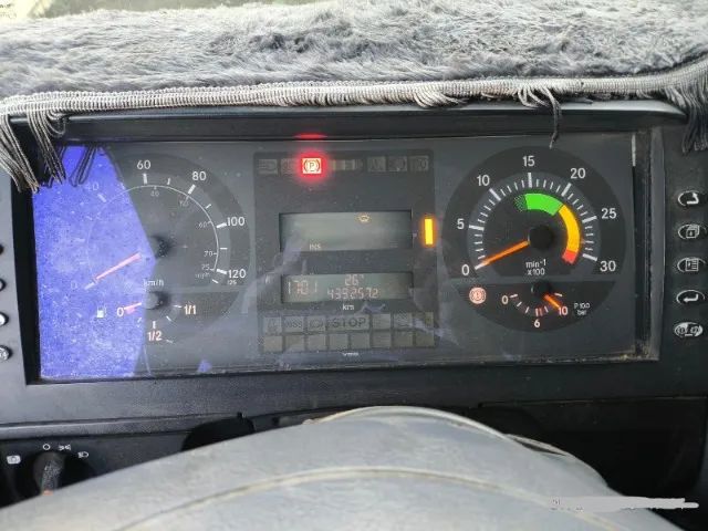 ATEGO 1315 - Foto 4