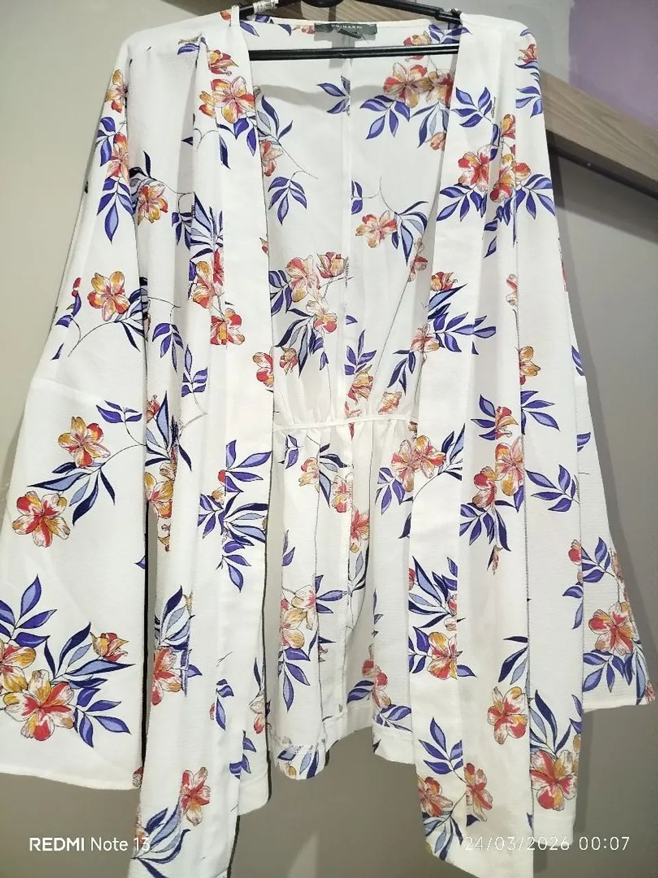 Blusa florida linda 