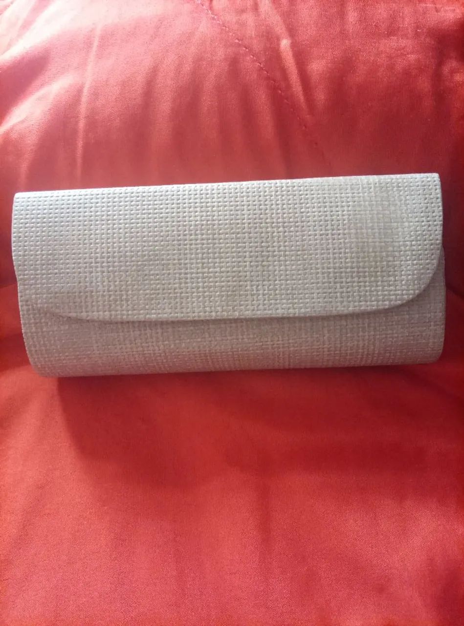 Bolsa Feminina Clutches Cor Palha Nova