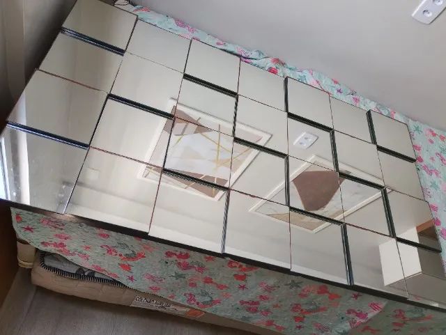 Espelho moderno para sala 